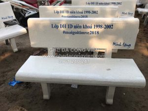 ghe da cong vien trang