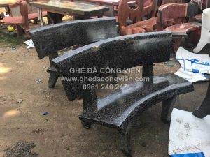 Bàn ghế đá hoa cương được làm từ đá granite tự nhiên