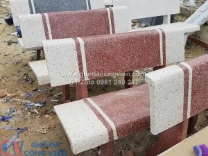 gia ban ghe da ngoai troi trang do bao nhieu