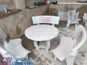 gia ban ghe da tron trang