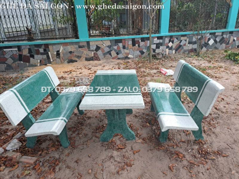Giá bộ bàn ghế đá chữ nhật trắng xanh