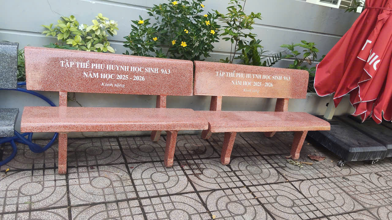 Ghế đá xi măng phù hợp nhiều không gian khác nhau